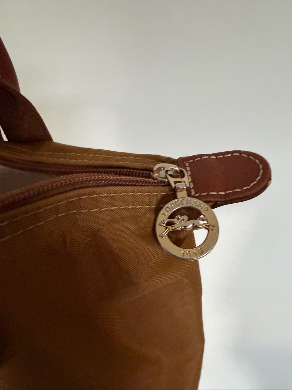 Vintage Longchamp Le Pliage Tote Bag in Brown/Camel Medium Long Strap - Picture 6 of 8